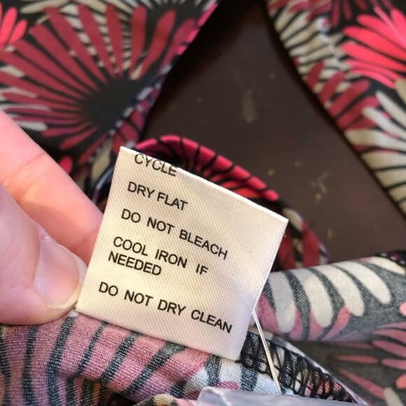 Tracy Negoshian Shelby Layered Flowers black pink gray shift dress Medium NWT - Picture 9 of 14